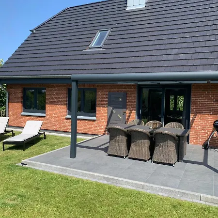 펜션 Ostseeferienhaus 33 Ueber Nn 스토테불